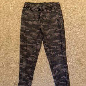 Athleta Camo Sweatpant Joggers